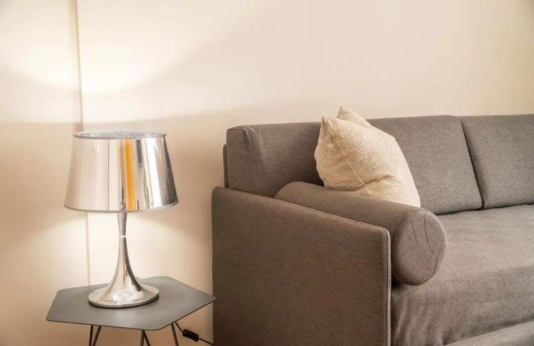 Accademia Apartments R&R-1