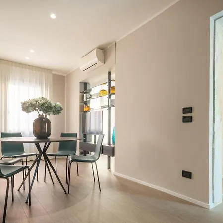 Accademia Apartments R&R-3